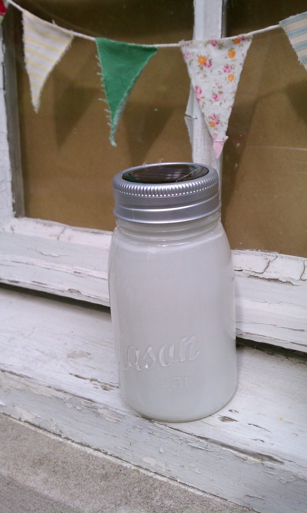 jar solar light