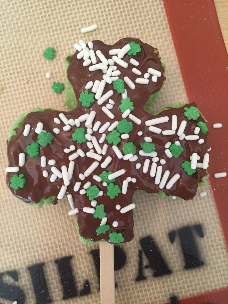 holiday krispie treat