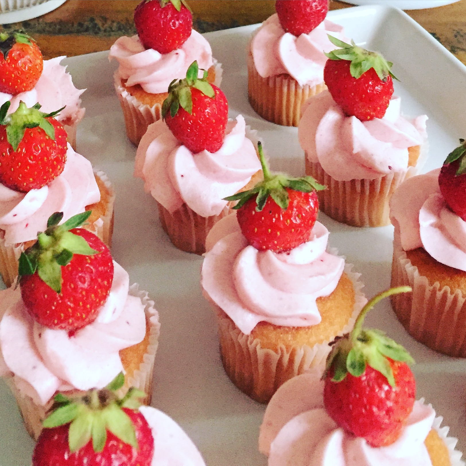 strawberry cupcakes