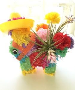 pinata centerpiece