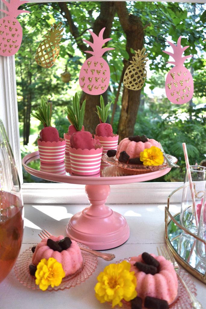 Pineapple party ideas for summer fun! See some festive color options!