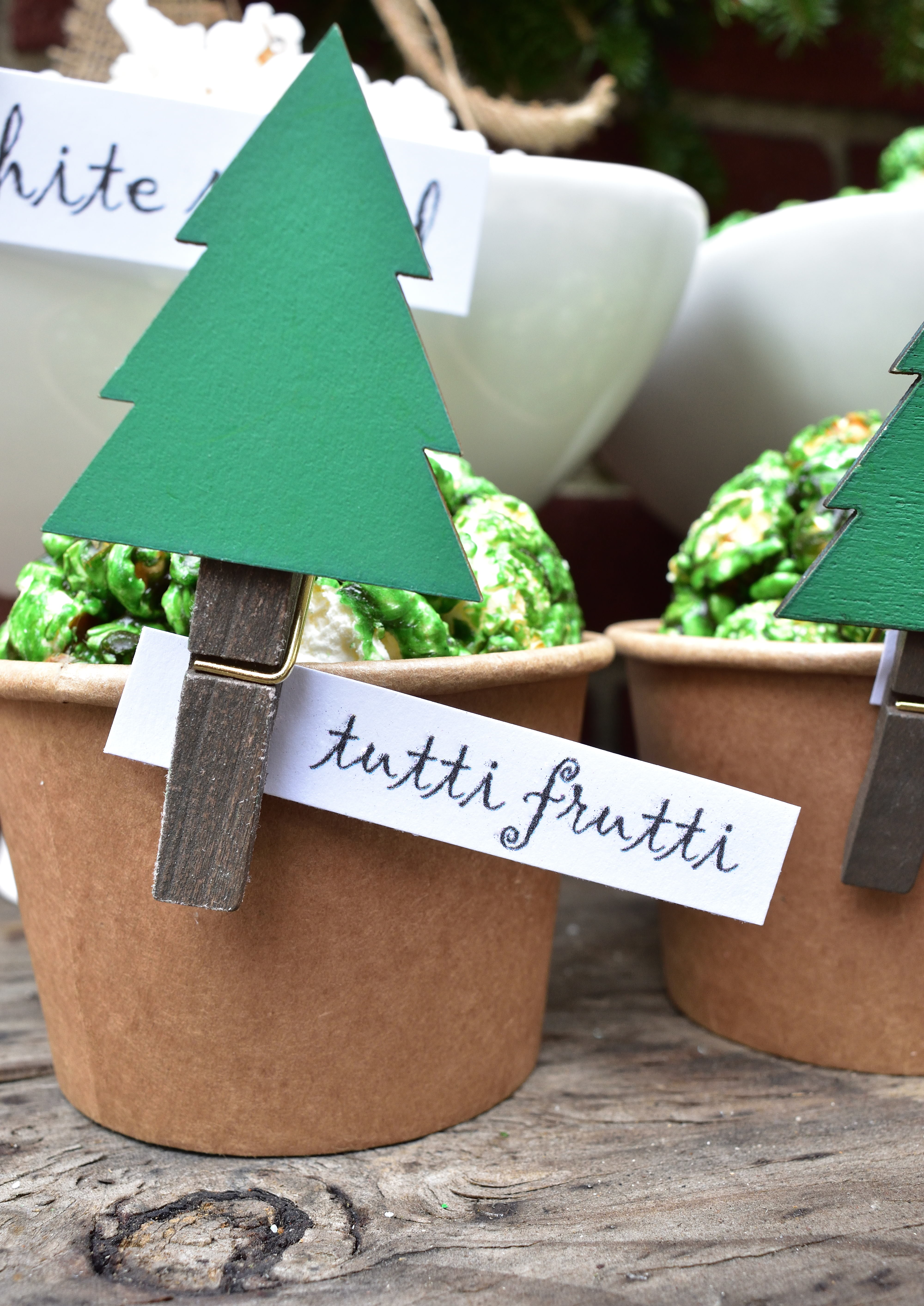 Style a hot cocoa stand for your festive holiday celebrations!