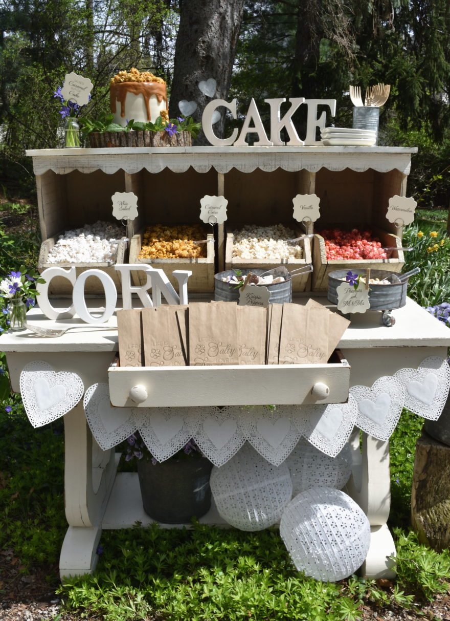 rustic-wedding-popcorn-bar-7.jpg - Giggle Living