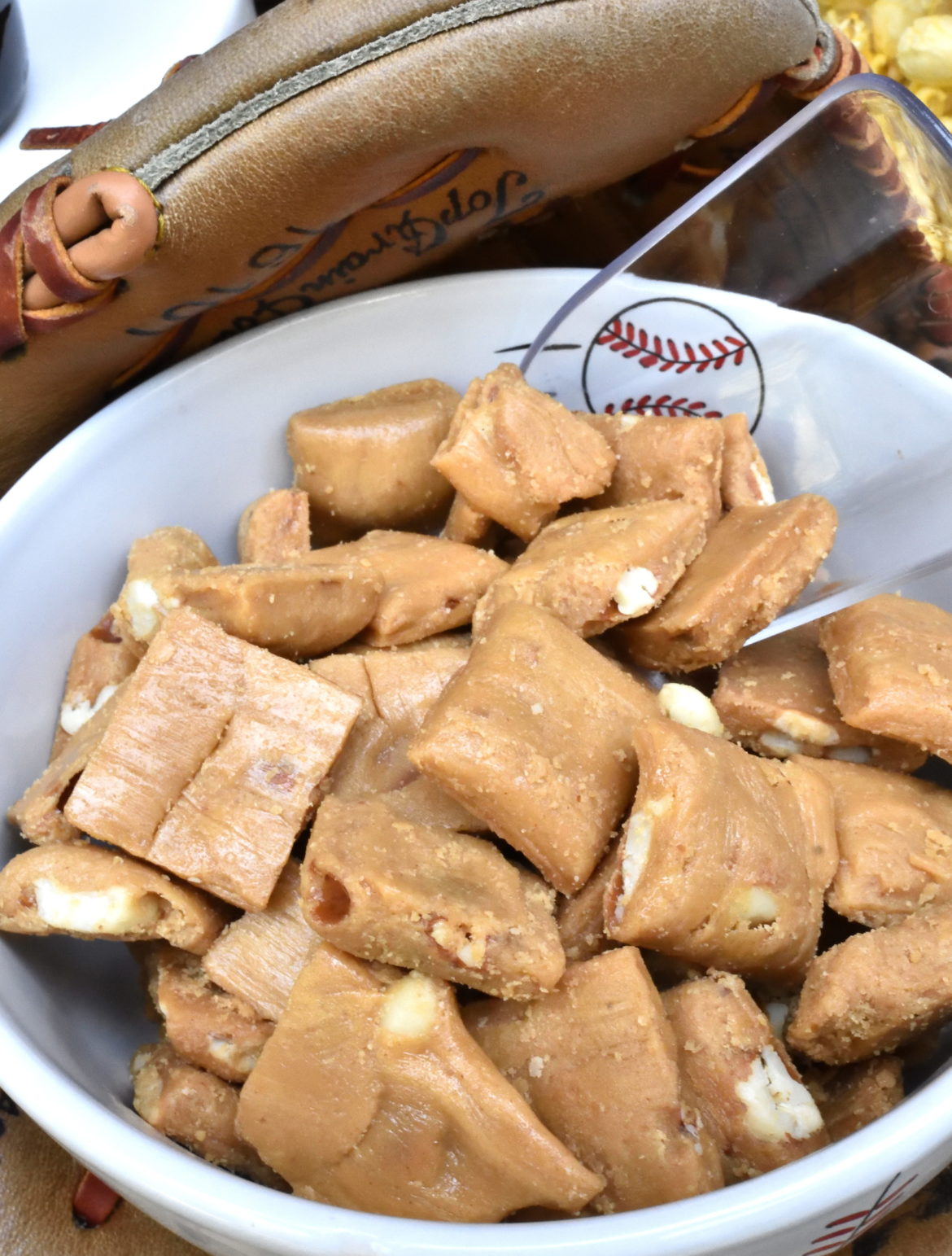 Baseball Snacks Made Easy On A Festive Treat Table   Easy Baseball Snack Table 7  1170x1543 