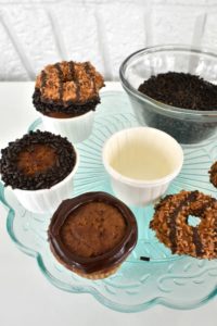 DIY bird nest cupcake