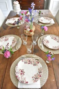 a springtime table for Mother's Day