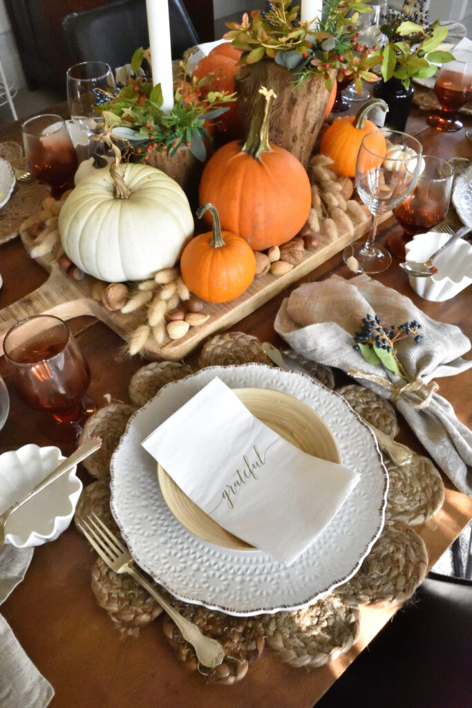Natural elements to make a beautiful Thanksgiving table!