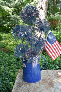 a patriotic centerpiece diy